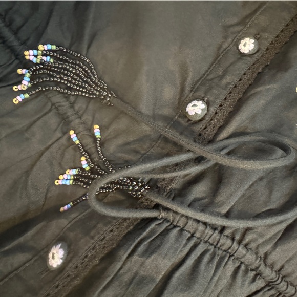 🆕 FARM RIO Winter Garden Blouse L (NWT) 🌺 - Picture 8 of 9